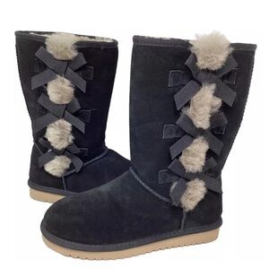 Koolabura By UGG 😍 Victoria Tall boots. Dark Blue/ Black color